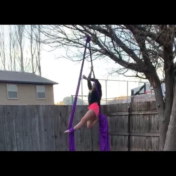 Aerial silks - great condition hardly used! - Picture 3 of 6